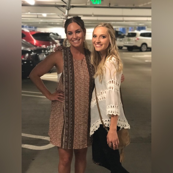 Boho style dress with long scoop underarm and cute open back - Picture 4 of 5